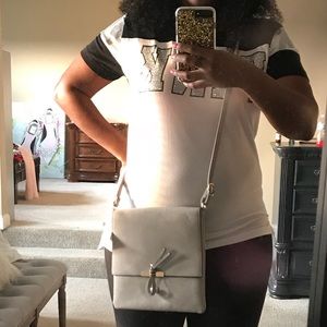 Light gray cross body bag